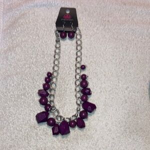 Paparazzi Purple Necklace with Elegant Cluster Design